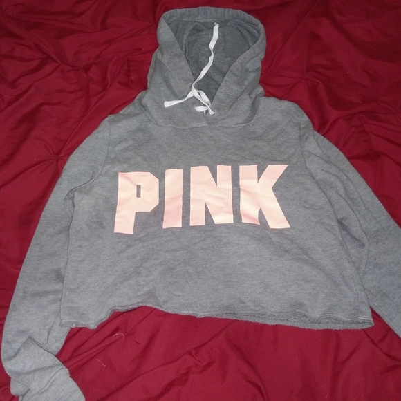 PINK Victoria's Secret Gray Boxy Cropped Sweatshirt - Picture 2 of 12